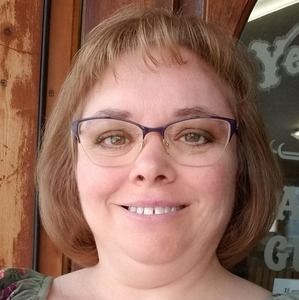 Meet your Posher, Arlene